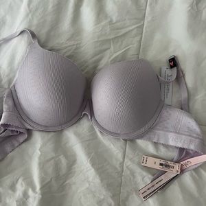 Victoria’s Secret 34C Bra